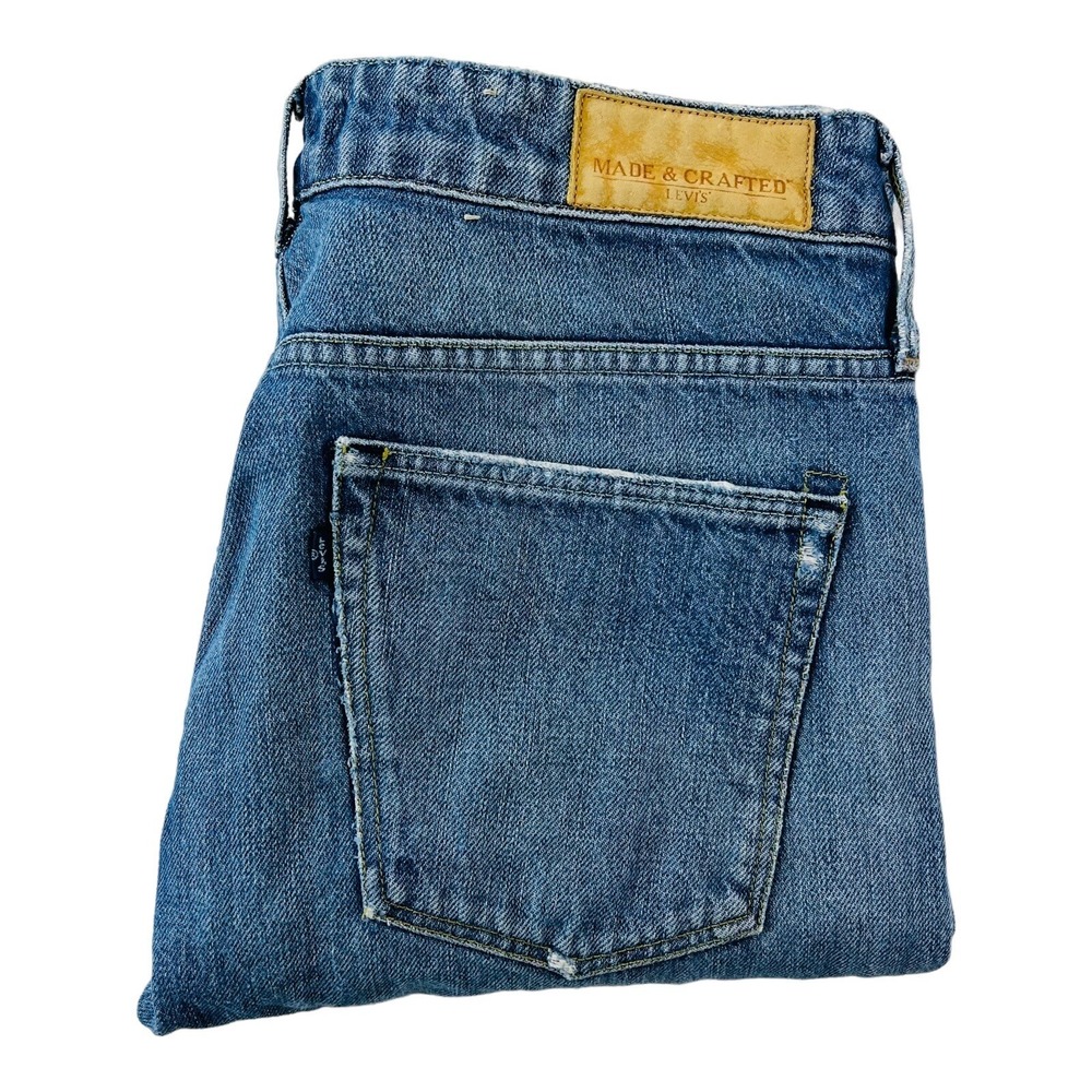 Levi's Women's Bootcut Jeans in Medium Blue Denim